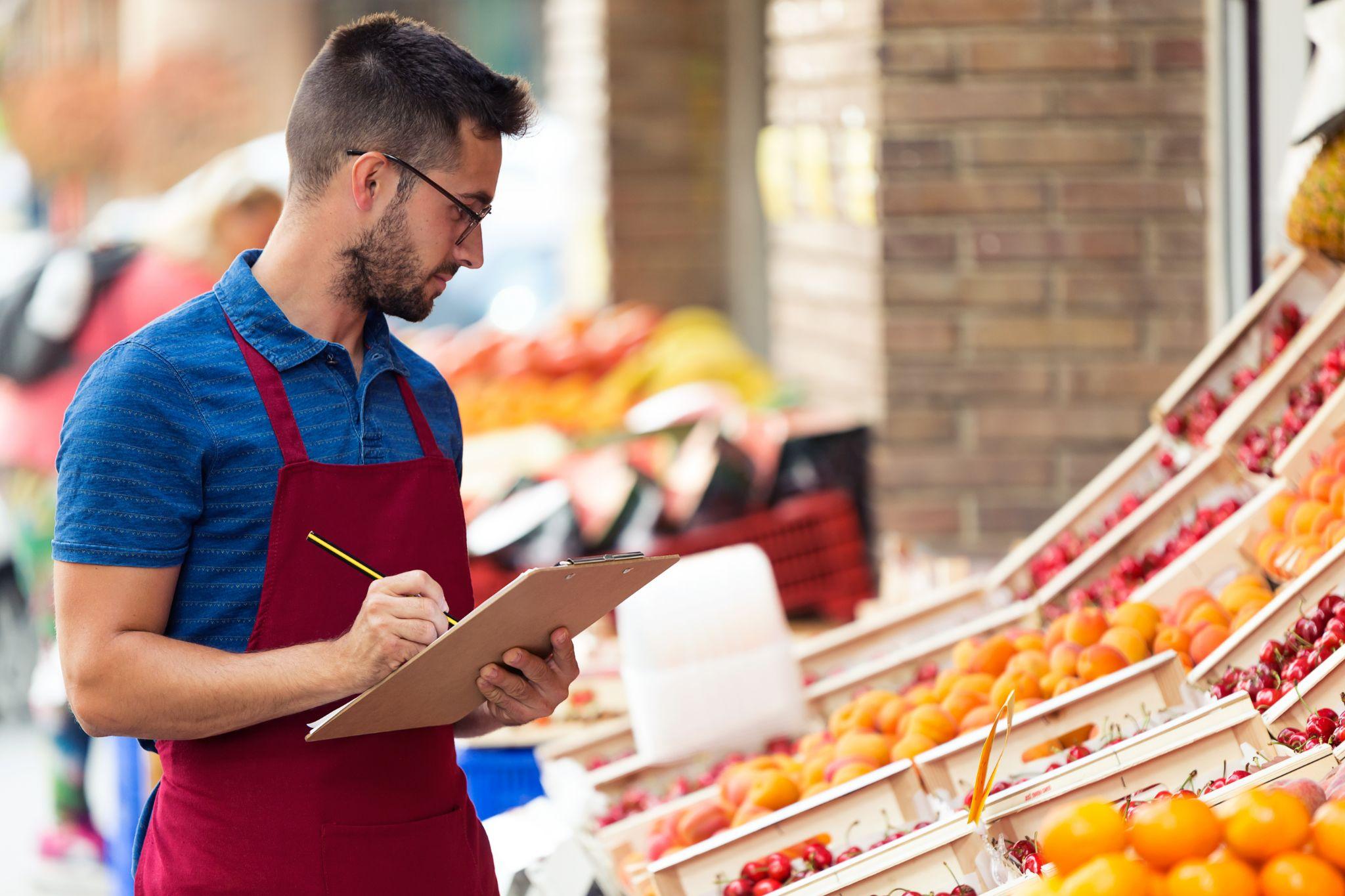 How Grocery Stores Can Benefit from ComplianceMate – ComplianceMate